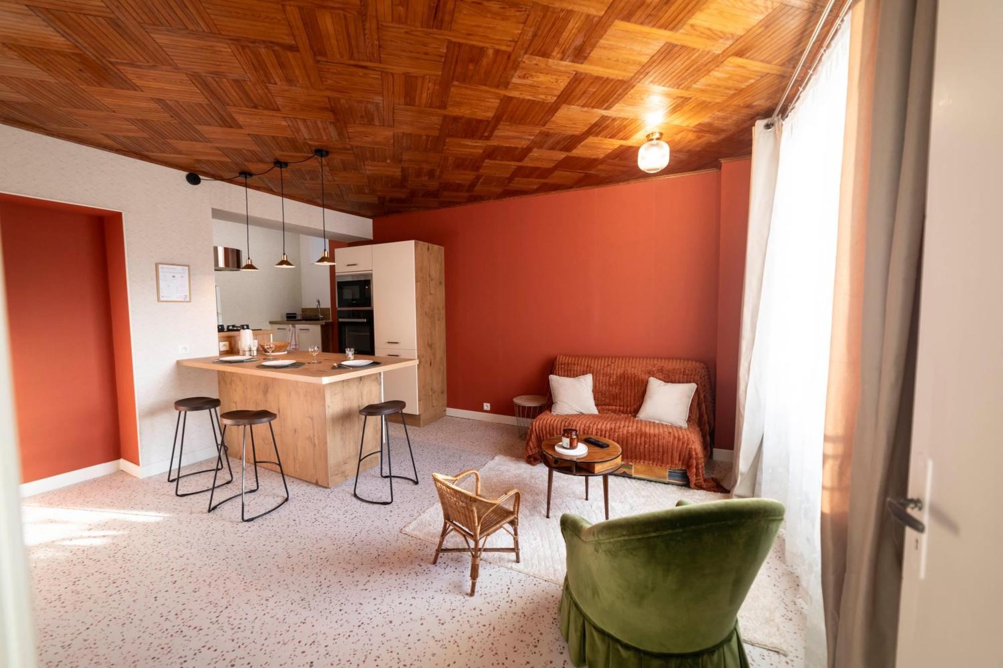 Appartement Cosy Au Coeur Du Village - Le Segala Montbazens Exterior foto